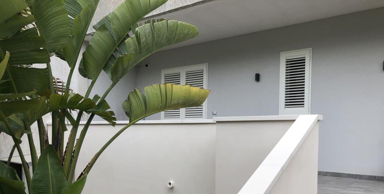 Dea Del Salento Apartment Lecce Exterior foto